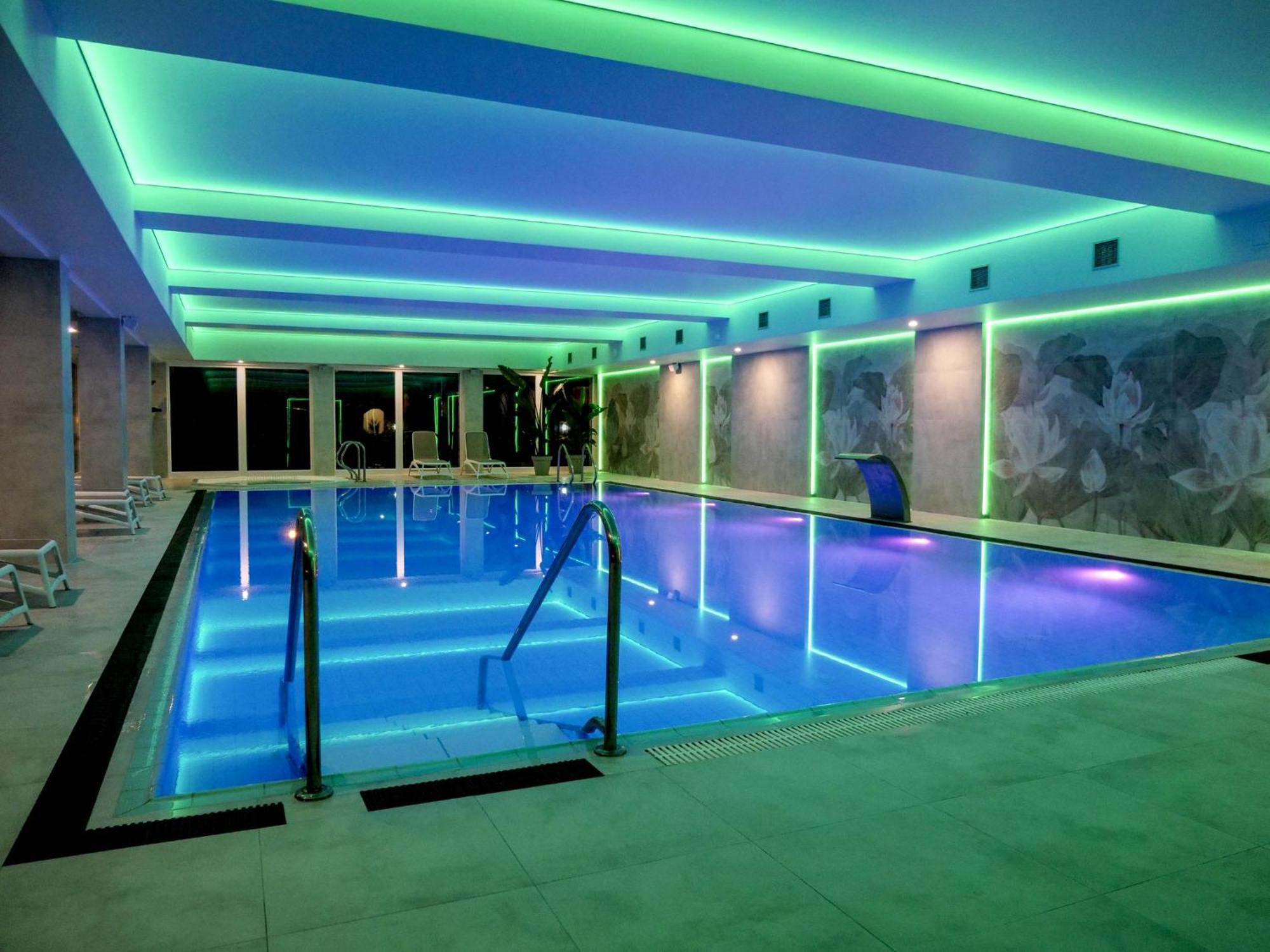 Krol Plaza Spa & Wellness Otel Jarosławiec Dış mekan fotoğraf