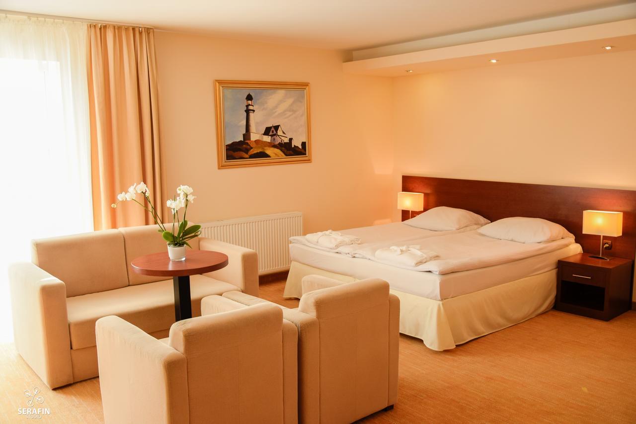 Krol Plaza Spa & Wellness Jarosławiec Dış mekan fotoğraf